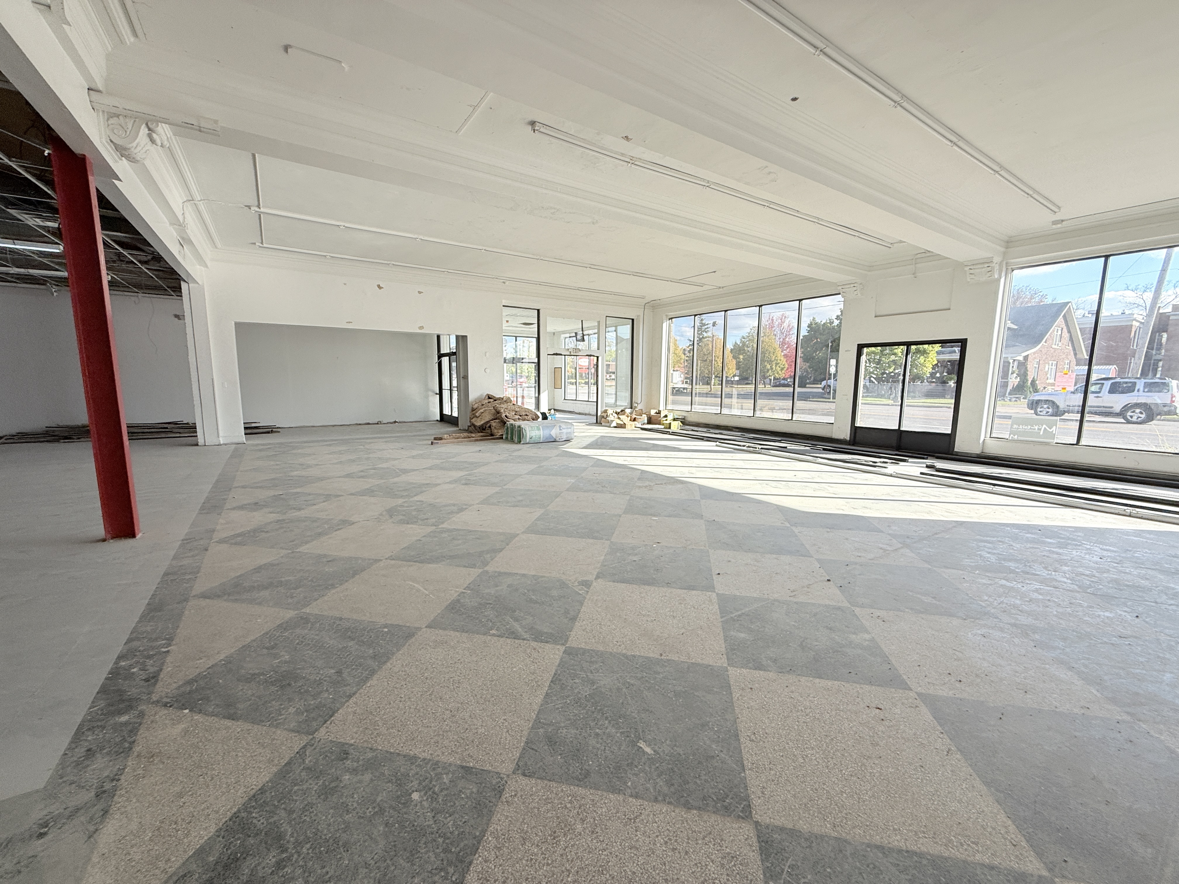 344 W Main St Owosso Inside Photo